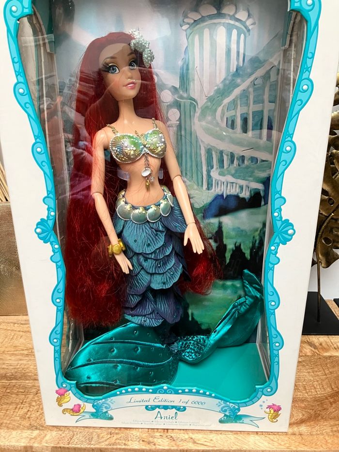 Poupée ariel édition limitée déboxer