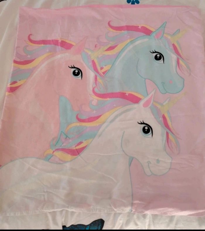 1 housse de couette et 1 taie d'oreiller recto verso Licorne - photo numéro 3