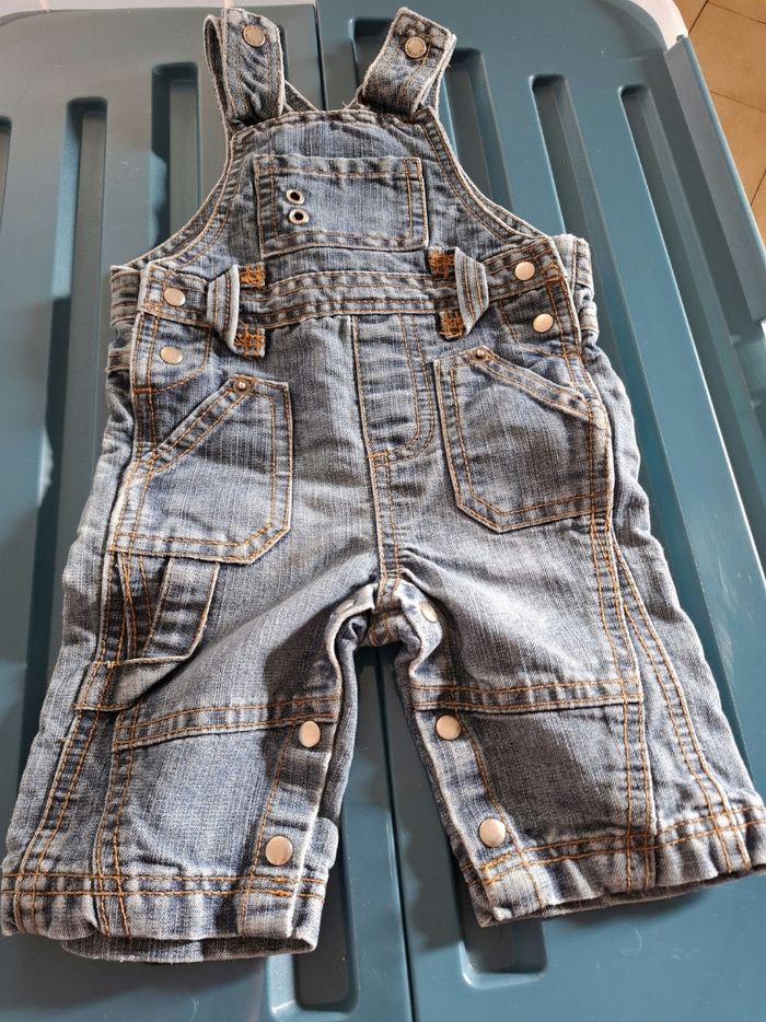 Salopette en jean - photo numéro 2