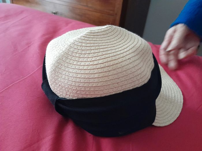 Casquette paillettes avec noeud - photo numéro 3