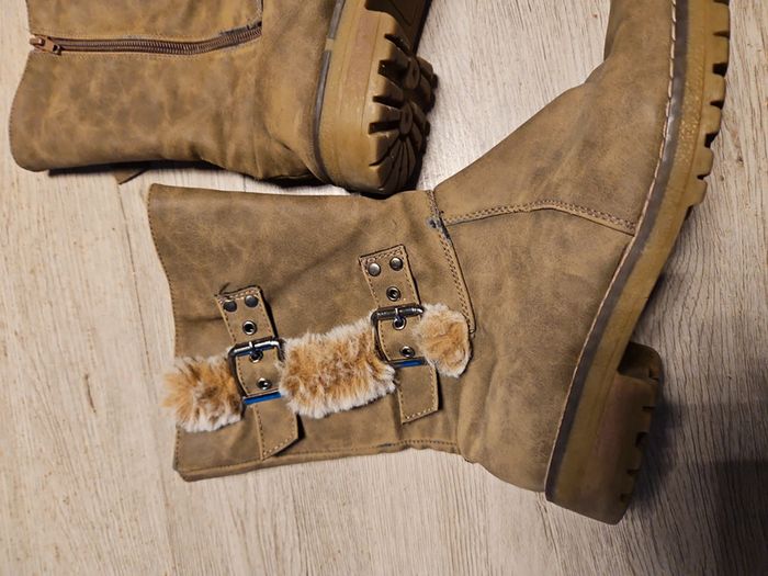 Paire de bottes en style daim, beige fonce, pointure 38 - photo numéro 8