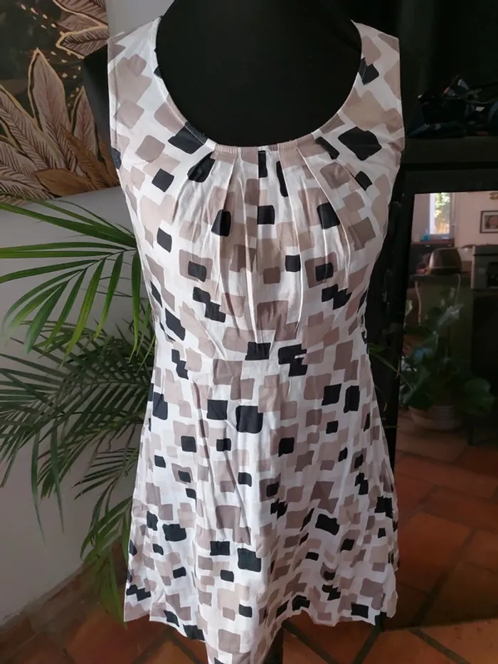 Robe à motifs