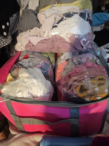 lot vêtements 18 moi