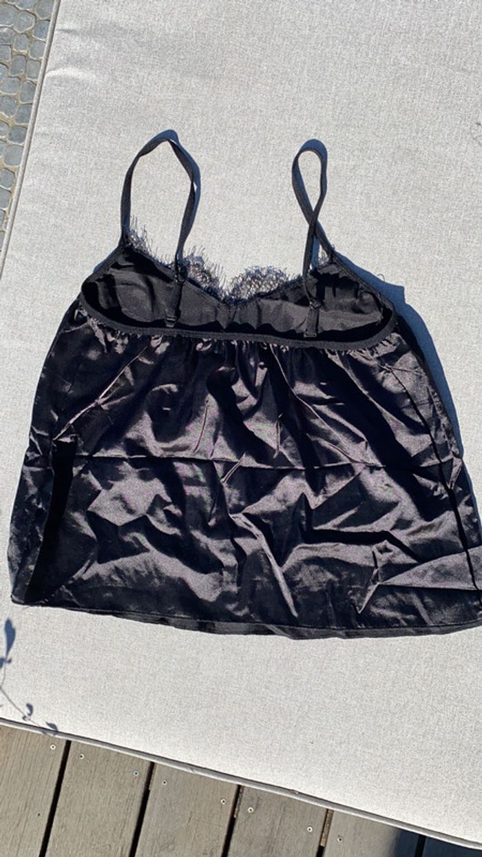 Haut de pyjama noir satiné - photo numéro 2