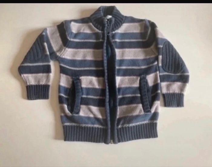 Gilet zippé BON ÉTAT pour garçon taille 3 ans couleurs gris et bleu marine