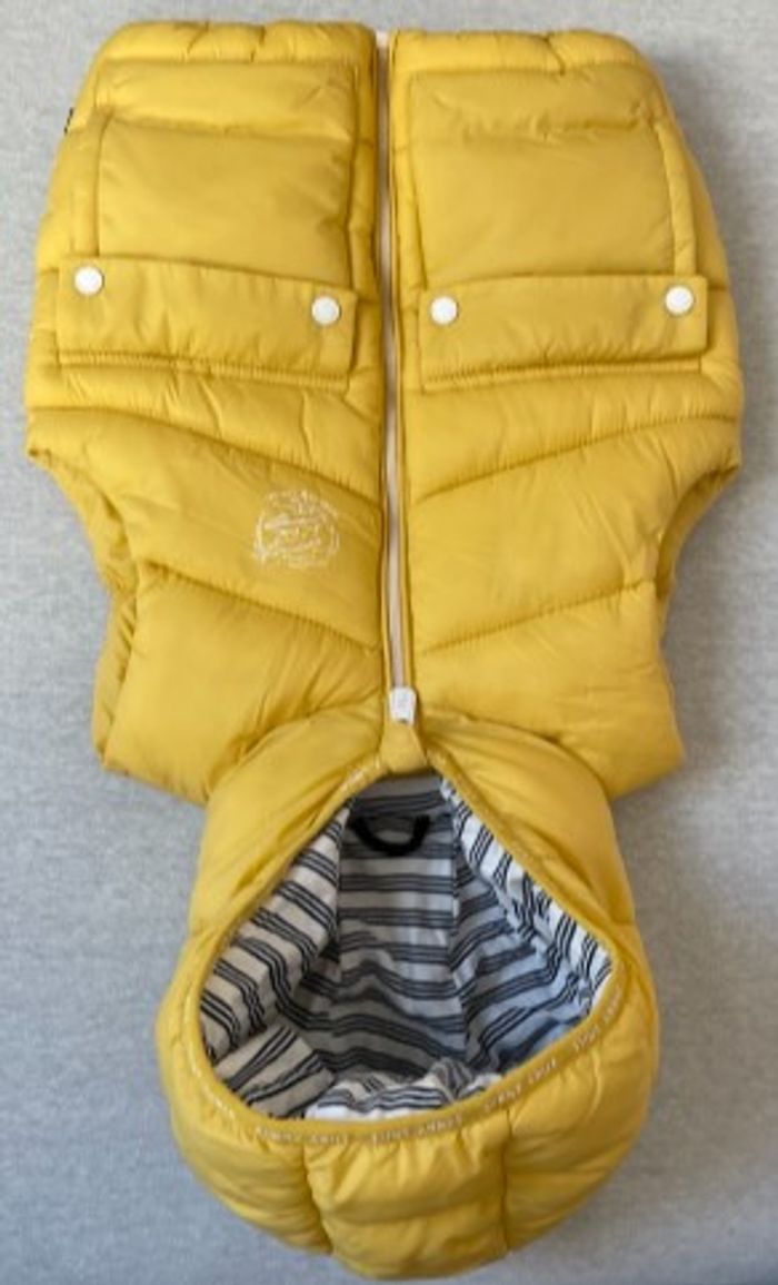 Doudoune sans manches à capuche 92cm 36m 3a