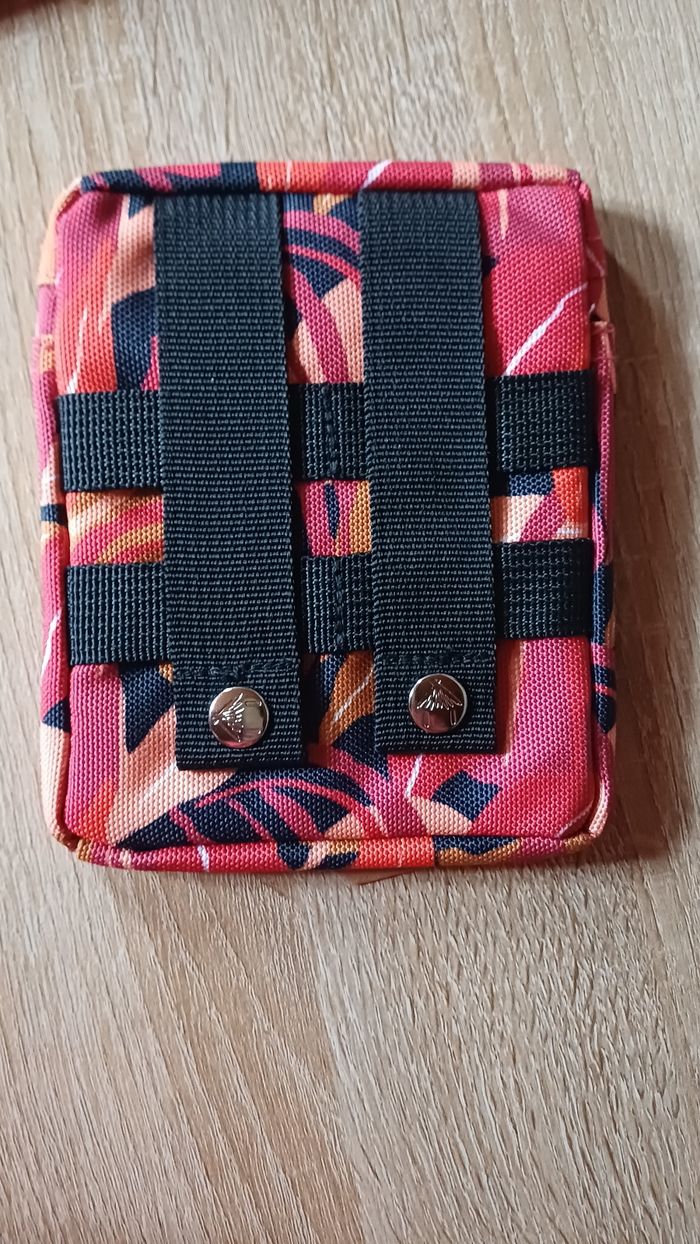 Pochette latérale cabaia - photo numéro 2