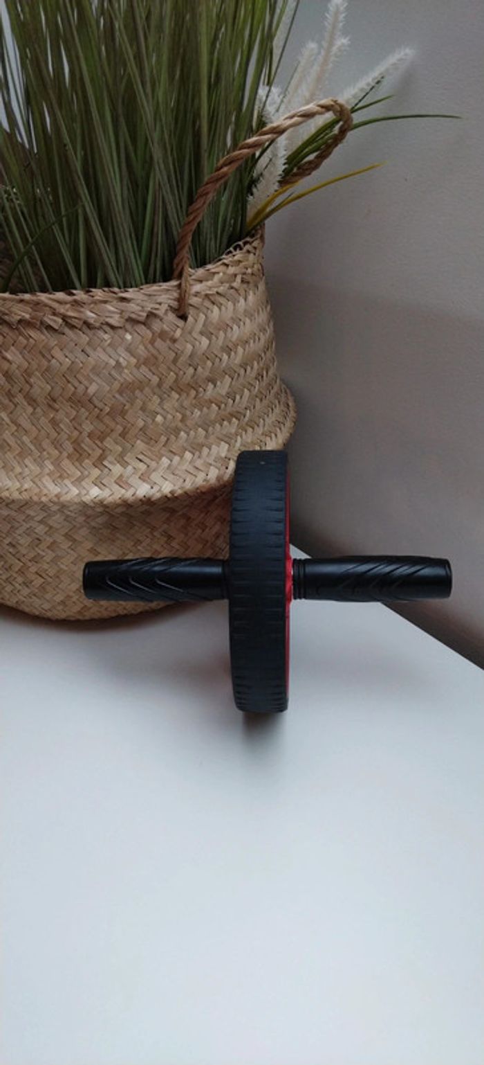 Roue pour entraînement abdos rouge/noir Lidl - photo numéro 2