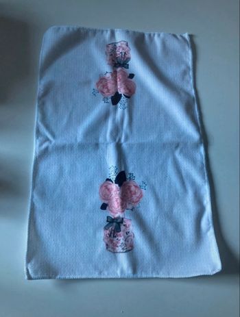 Torchon / Essuie-mains NEUF en microfibre couleurs blanc et rose
