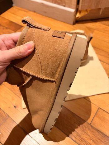 Vend ugg jamais portée 