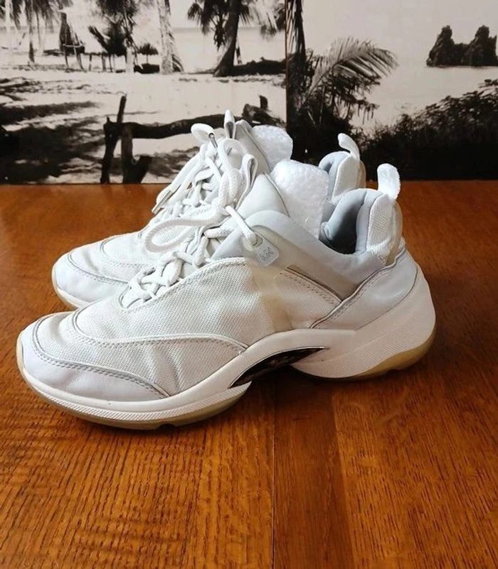 🖤 Baskets blanches Michael Kors – Taille 39 – Bon état