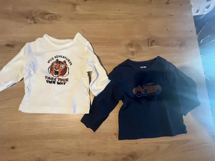 Lot de 2 t-shirt manche longue taille 1 mois (54 cm )