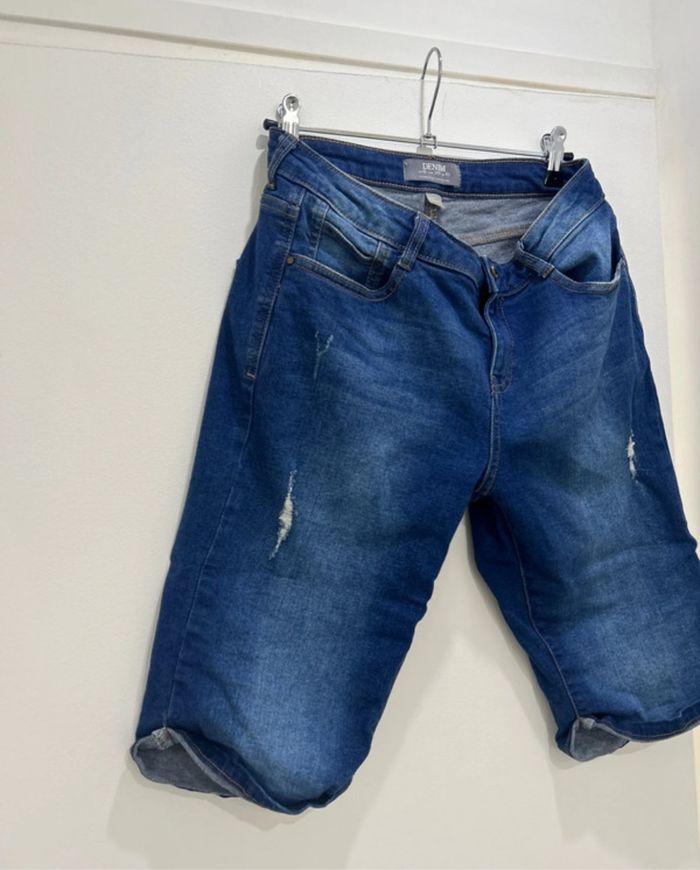Short en Jean Femme Bleu taille 38 taille M - photo numéro 2