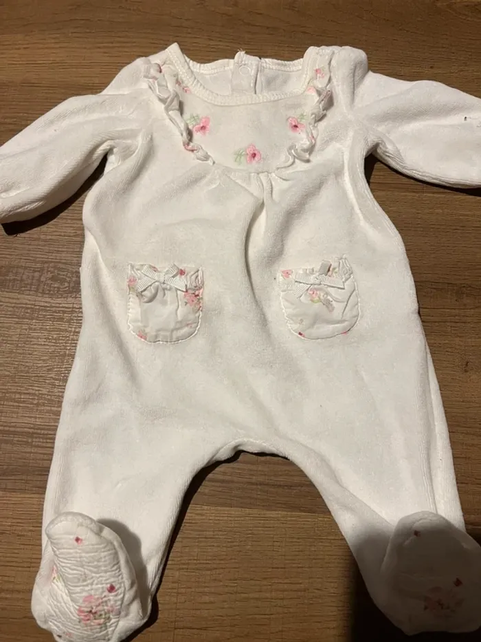 Pyjama fleuri