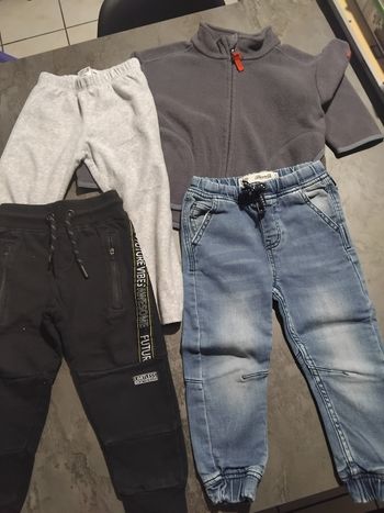 Lot pantalons 3 ans