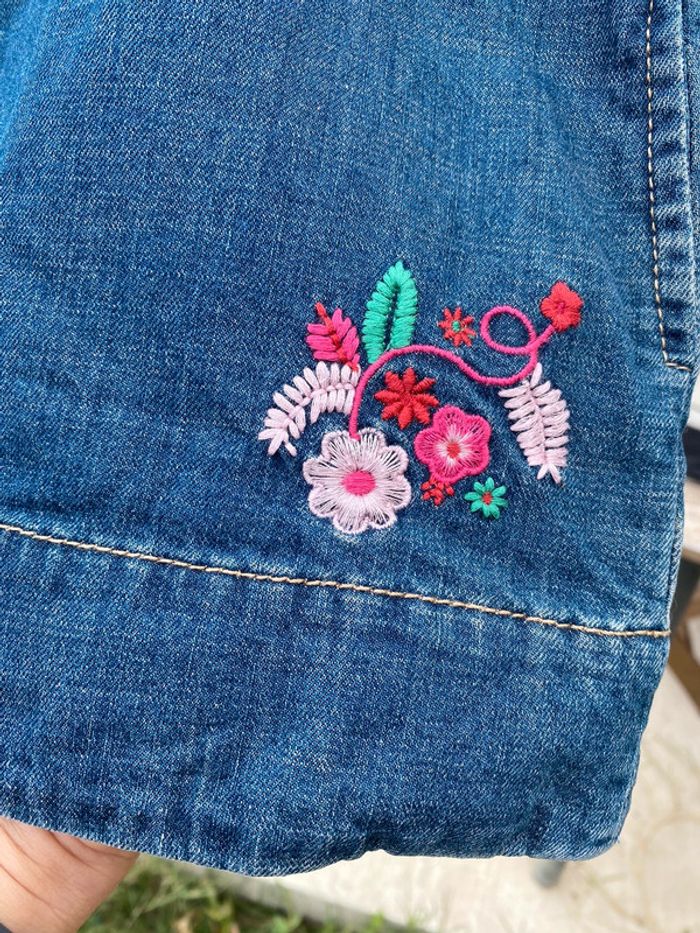 Jolie robe jeans brodée 18 mois - photo numéro 2