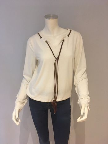 Blouse beige