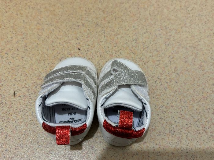 Bebe fille - photo numéro 2