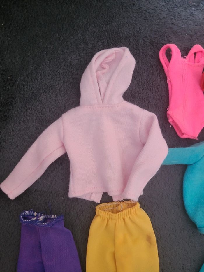 Lot Vêtements barbie - photo numéro 9