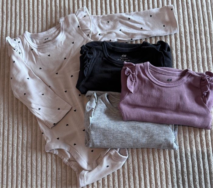 Lot de vêtement bébé filles - photo numéro 9