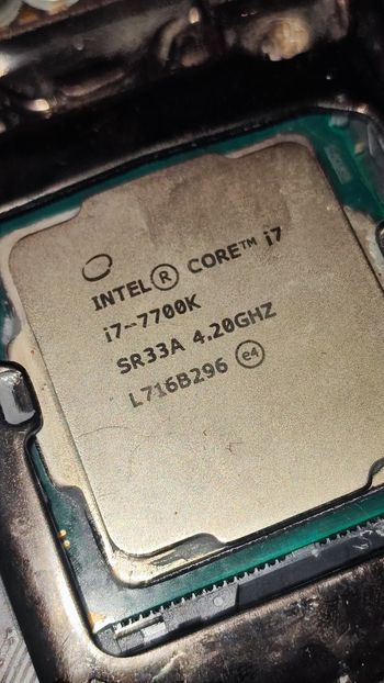 Kit Evo i7 7700K / ASUS Maximus VIII Hero / DDR4 16Go
