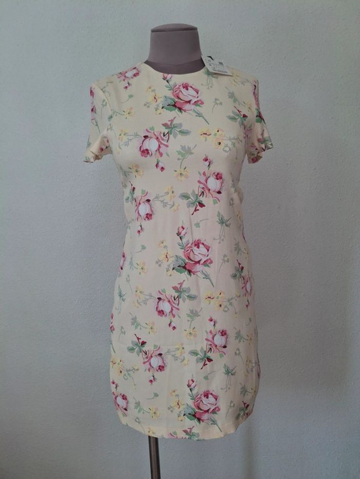 Robe Zara S neuve