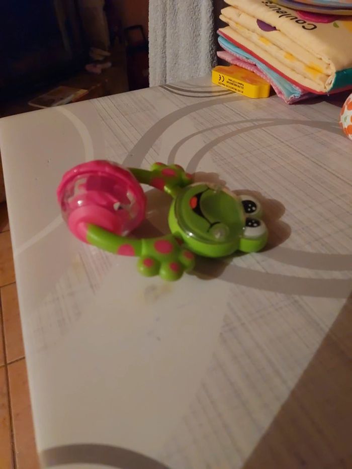 Hochet grenouille Chicco - photo numéro 4