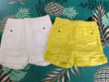Lot de 2 shorts Kiabi 9 mois