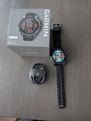 Montre connectée Garmin fenix 8