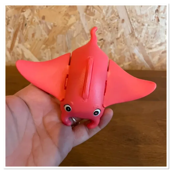 Idée Cadeau 🎁 Figurine Aqua Pups de Stella avec avec sa raie manta de la Pat Patrouille Paw Patrol - photo numéro 9