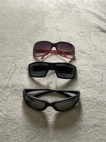 Lot de paires de lunettes