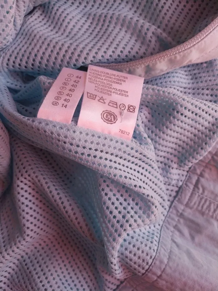 Veste légère sans manches cintrée - photo numéro 5