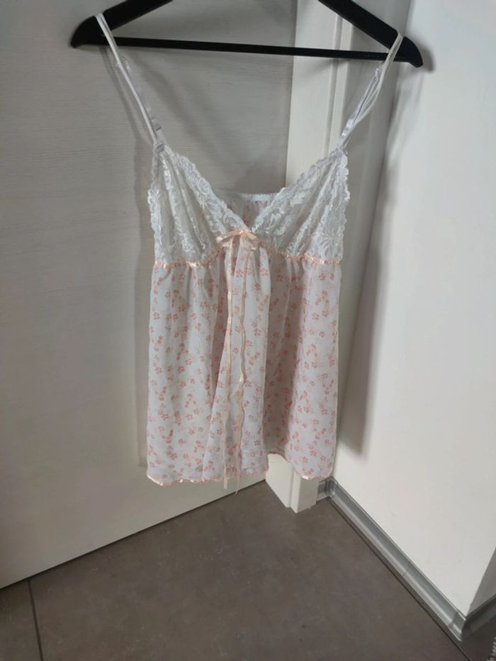 Débardeur de nuit a fleurs