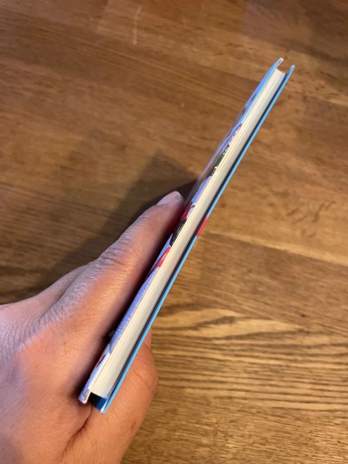 Livre La bibliothèque Rose Miraculous Sans dessus dessous ! Numéro 48 - photo numéro 4