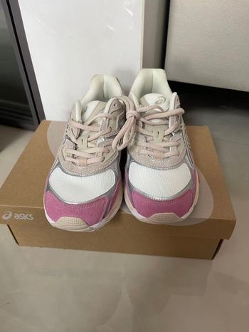 Asics Gel-NYC Rose 39