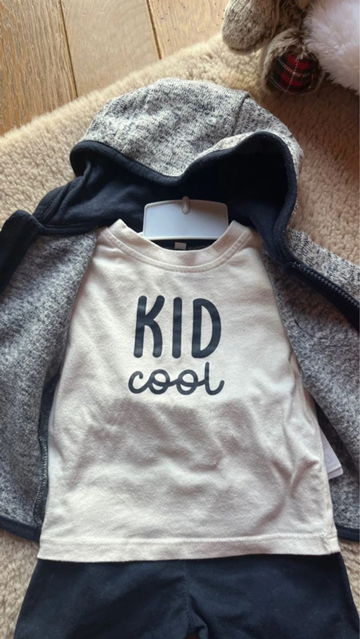 Ensemble pull bébé 3 mois - photo numéro 2