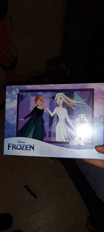 Puzzle la reine des neiges 63 pieces