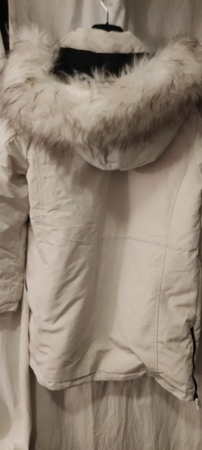 New Yorker parka blanche taille S - photo numéro 7