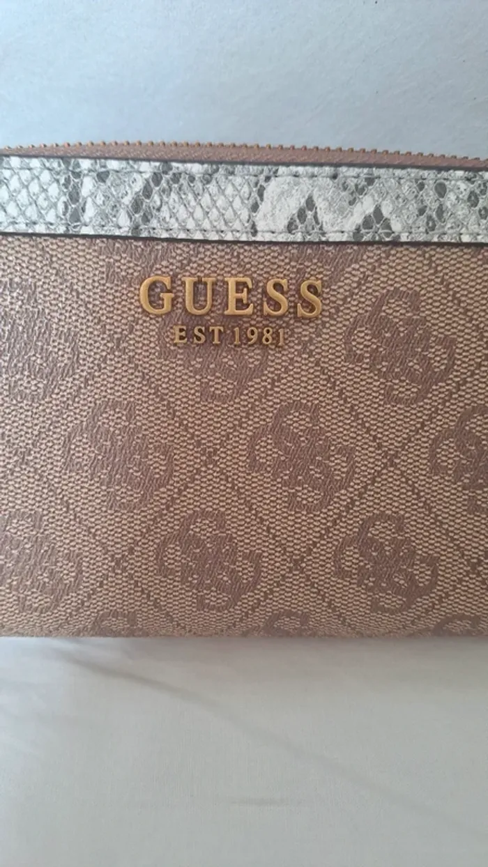 Portefeuille/ Guess Portefeuille/  Guess / Porte-monnaie Guess / Python Satchel Latte Portefeuille - photo numéro 5
