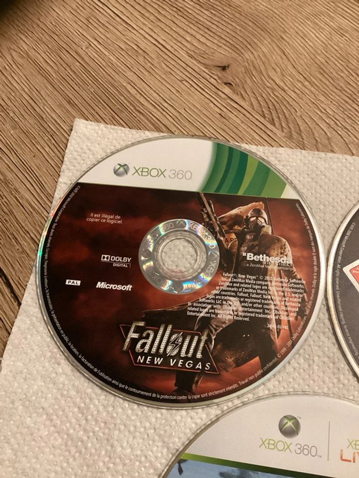 lot de 3 jeux CD seul Xbox 360 Microsoft - photo numéro 2