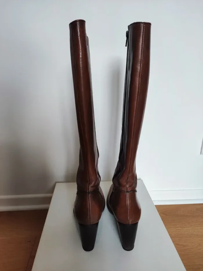 Bottes en cuir véritable - marron - très bon état - 38,5 - photo numéro 4