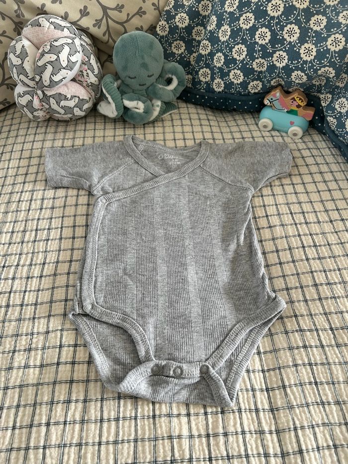 Lot de 3 bodies manches courtes - photo numéro 3