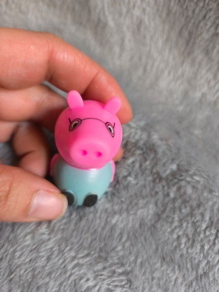 Figurine Peppa pig - photo numéro 4