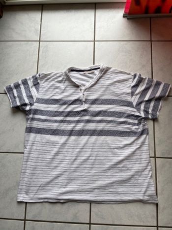 Tee-shirt homme col en v