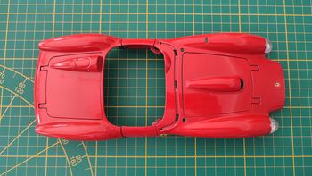 Carcasse coque phares avant pièce miniature Ferrari 250 testa rossa 1957 Burago Bburago 1/18 #B59