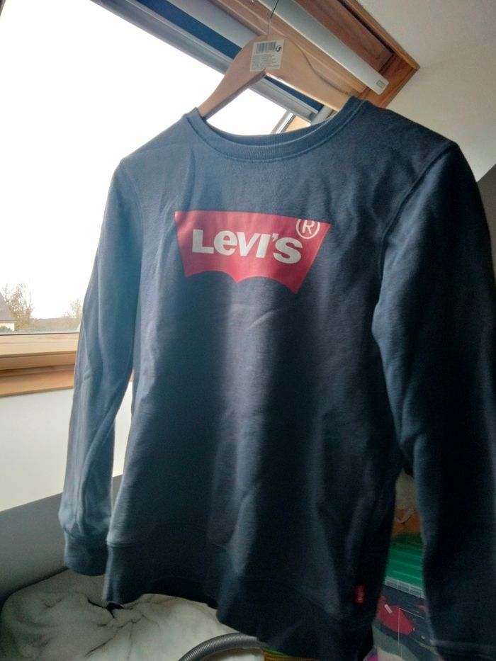 Sweat Levis