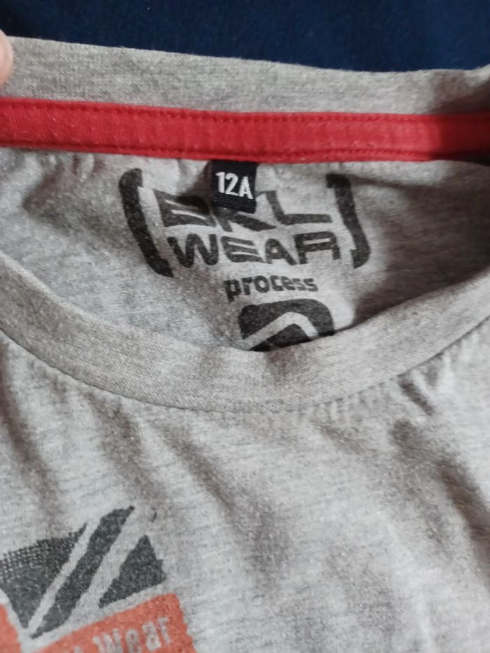 Lot 3 tee-shirts ML 12 ans - photo numéro 15