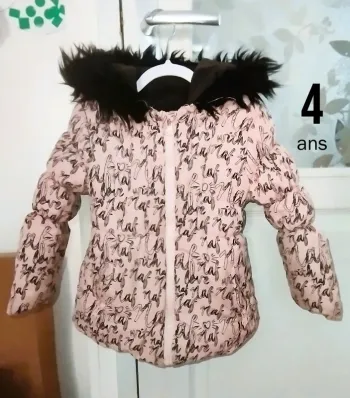 Doudoune NAF NAF taille 3-4 ans