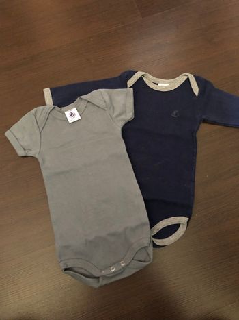 Lot de bodies Petit Bateau