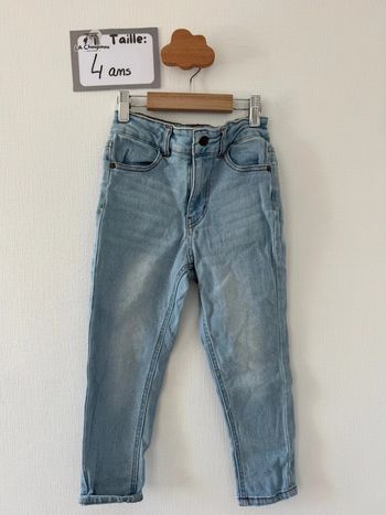 Jean bleu - taille 4 ans 🌸